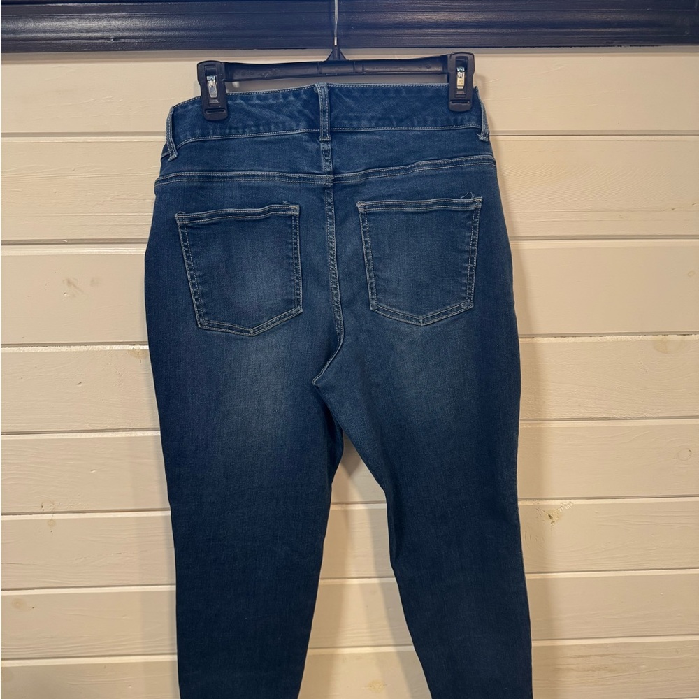 Maurice’s 
Straight leg kinda skinny 
14w
Regular - Picture 4 of 4